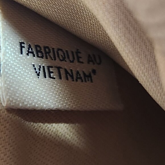 Authentic Coach Soft Croc Embossed Leather Wallet - PRICE IS FIRM - Picture 10 of 11